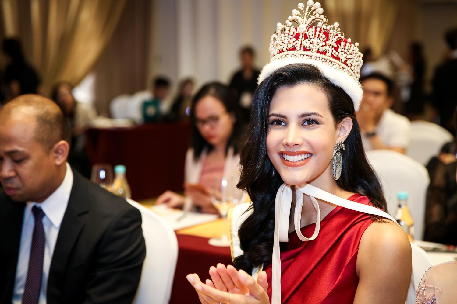 Tuong San thi Hoa hau Quoc te anh 5