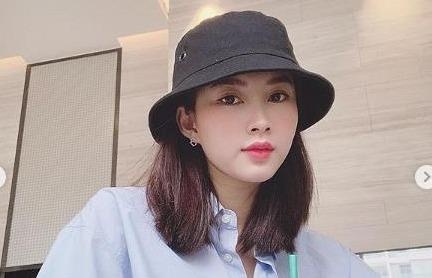 Dang Thu Thao khac la, khien fan khong nhan ra trong loat anh moi hinh anh