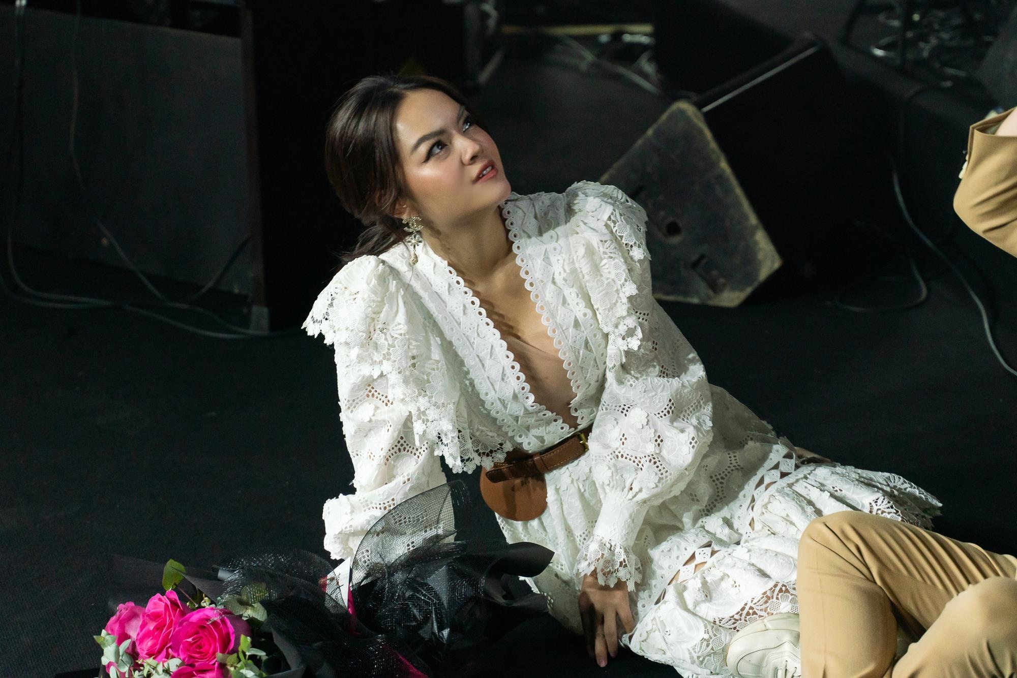 Pham Quynh Anh ung hoang phuc anh 3