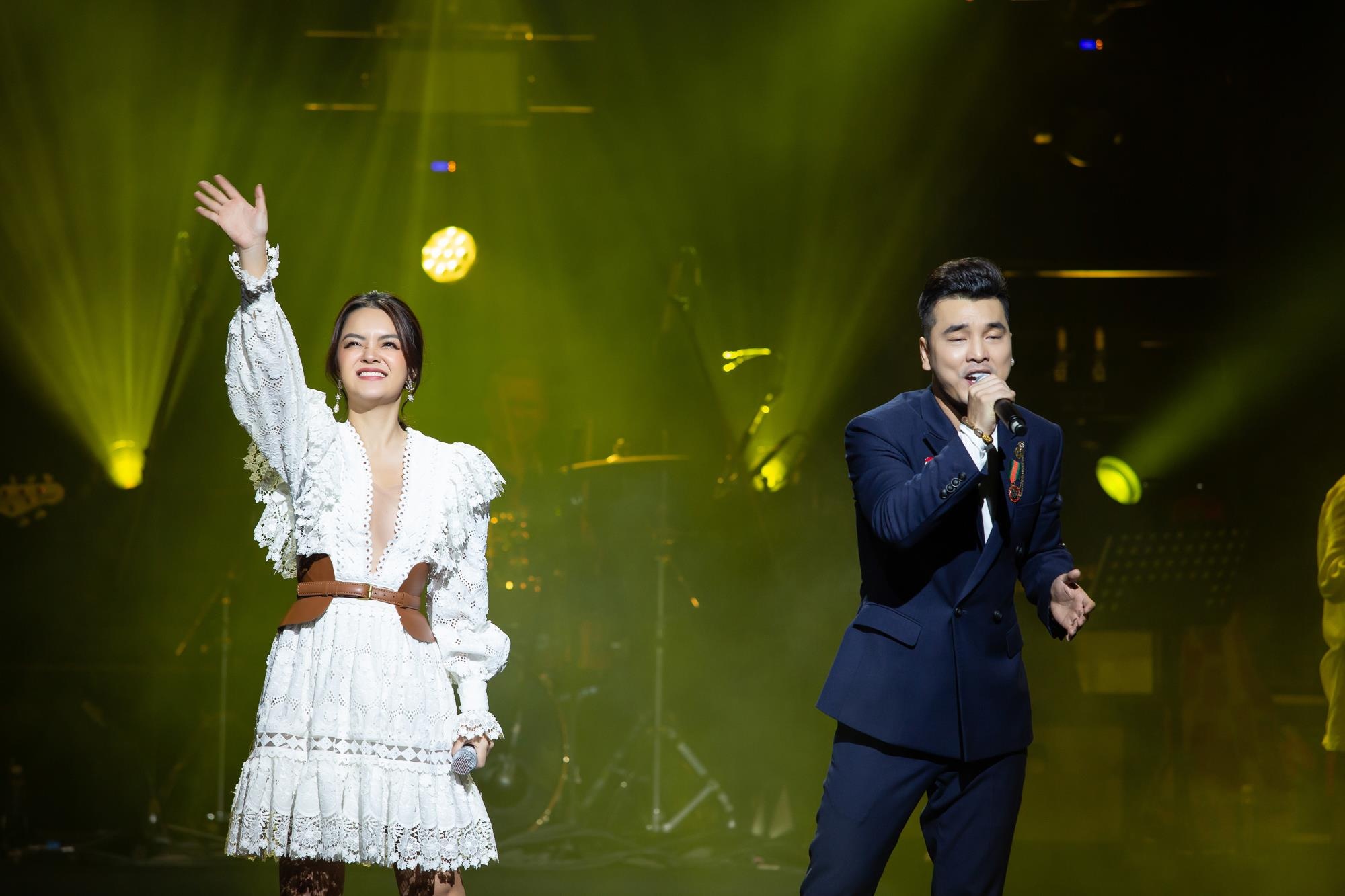 Pham Quynh Anh ung hoang phuc anh 2