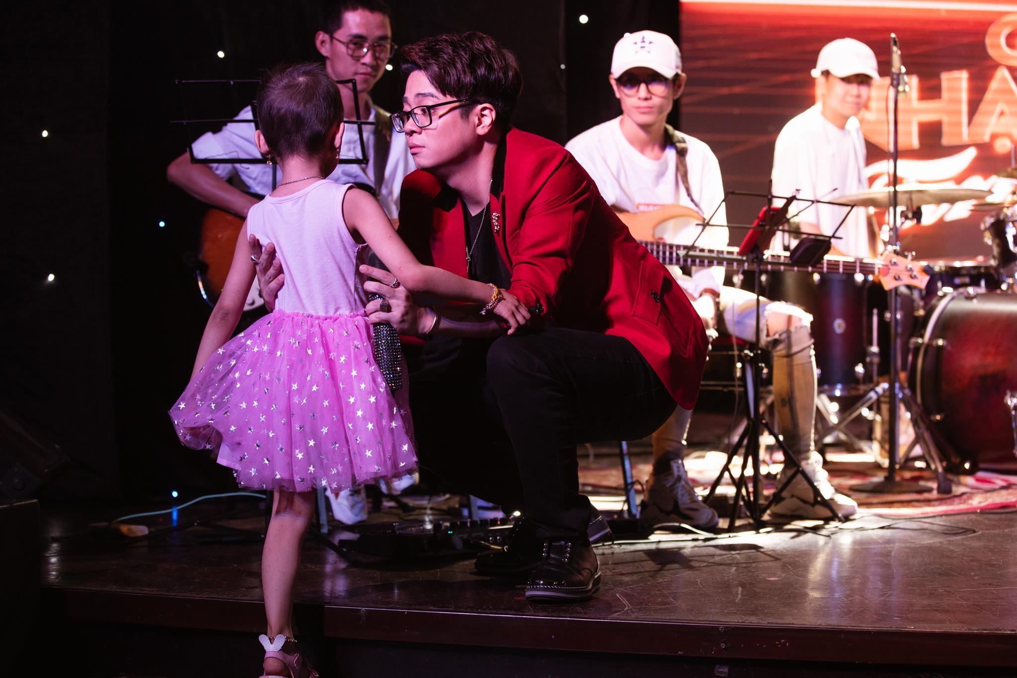 Bui Anh Tuan Hien ho anh 9