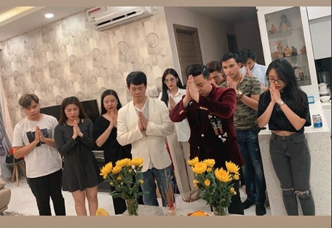 phương mỹ chi mặc hở cúng tổ nghề ảnh 2 phuong my chi mac ho cung to nghe anh 2