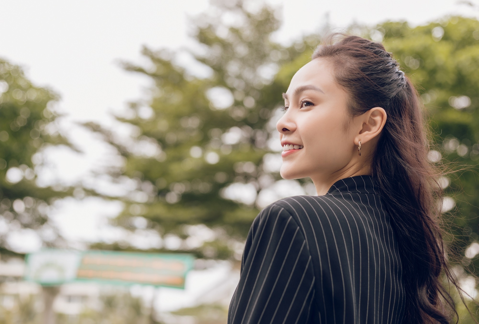 sara luu duong khac linh anh 3