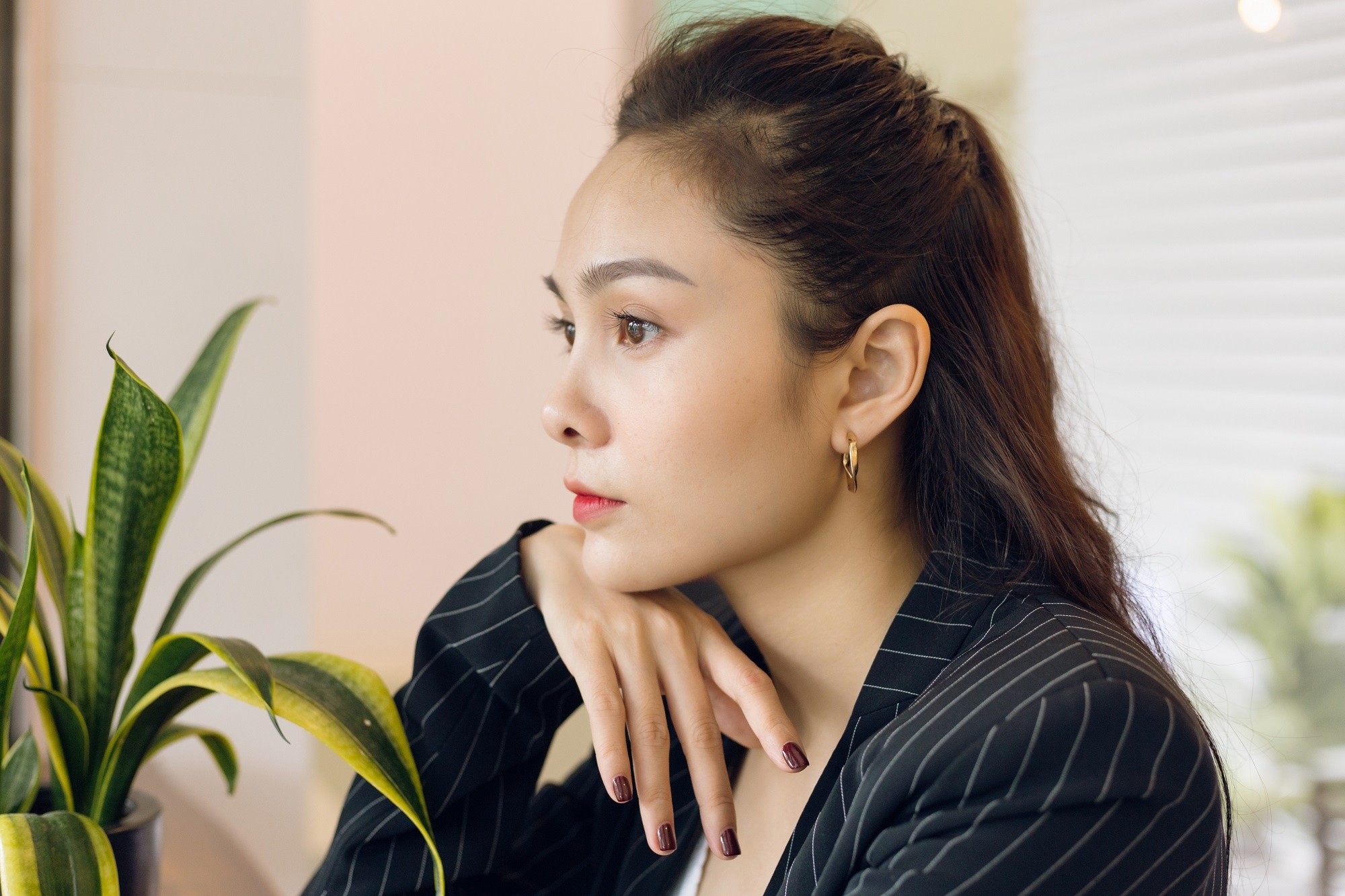 sara luu duong khac linh anh 5