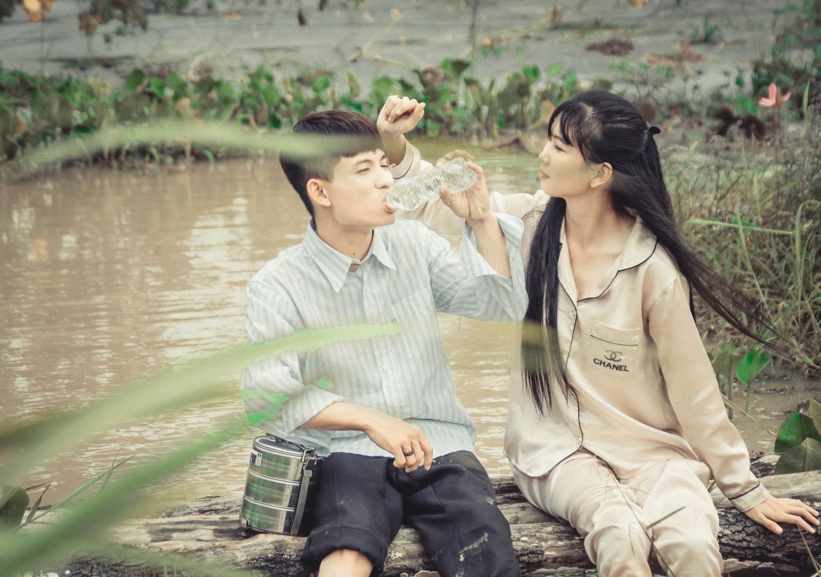 Co Tham khong ve anh 2