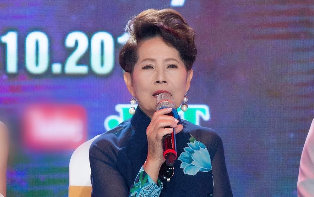 Danh ca Phuong Dung: 'Ca si mac ho hang, kheu goi toi cho 0 diem' hinh anh