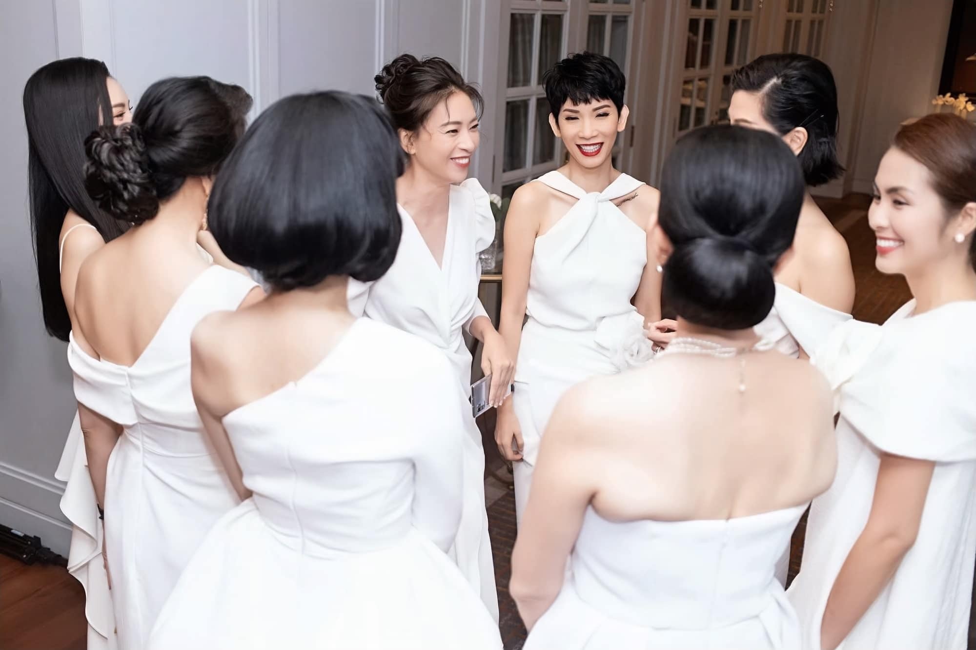 Tang Thanh Ha hoi ngo Ngo Thanh Van anh 2