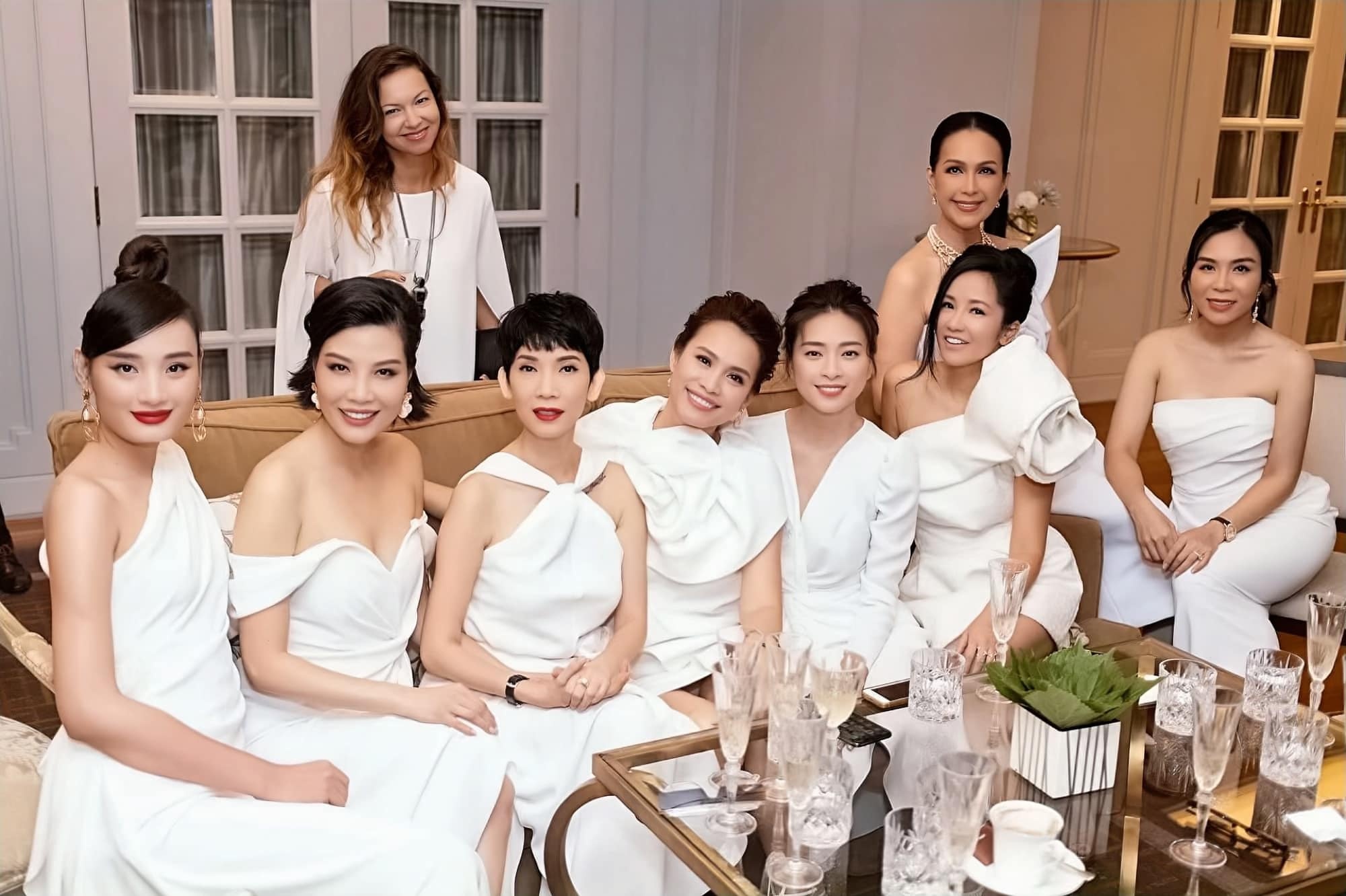 Tang Thanh Ha hoi ngo Ngo Thanh Van anh 3