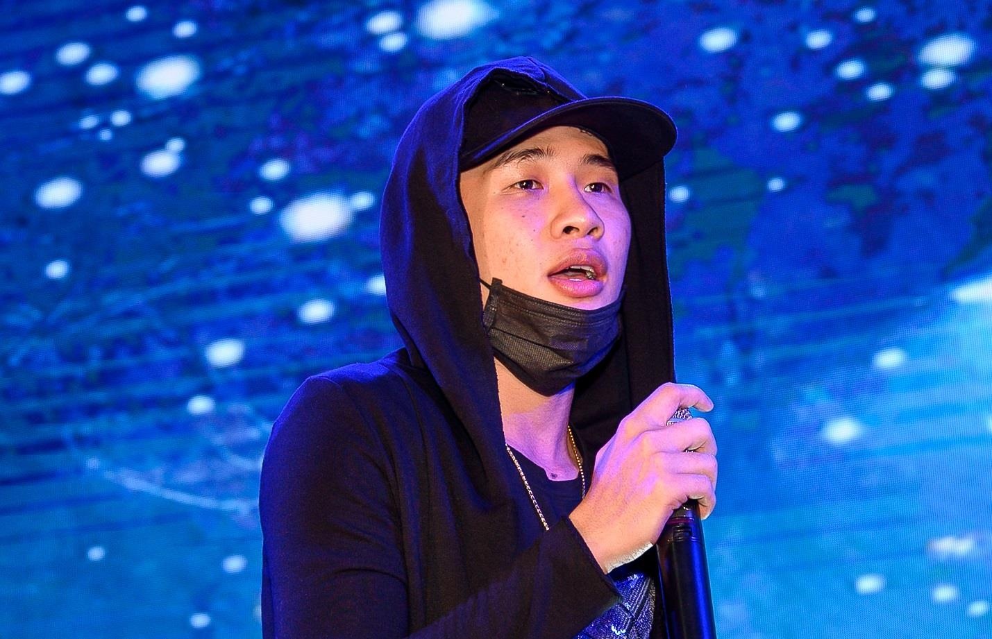 Jack de mat moc, trum kin trong buoi tong duyet fan meeting hinh anh