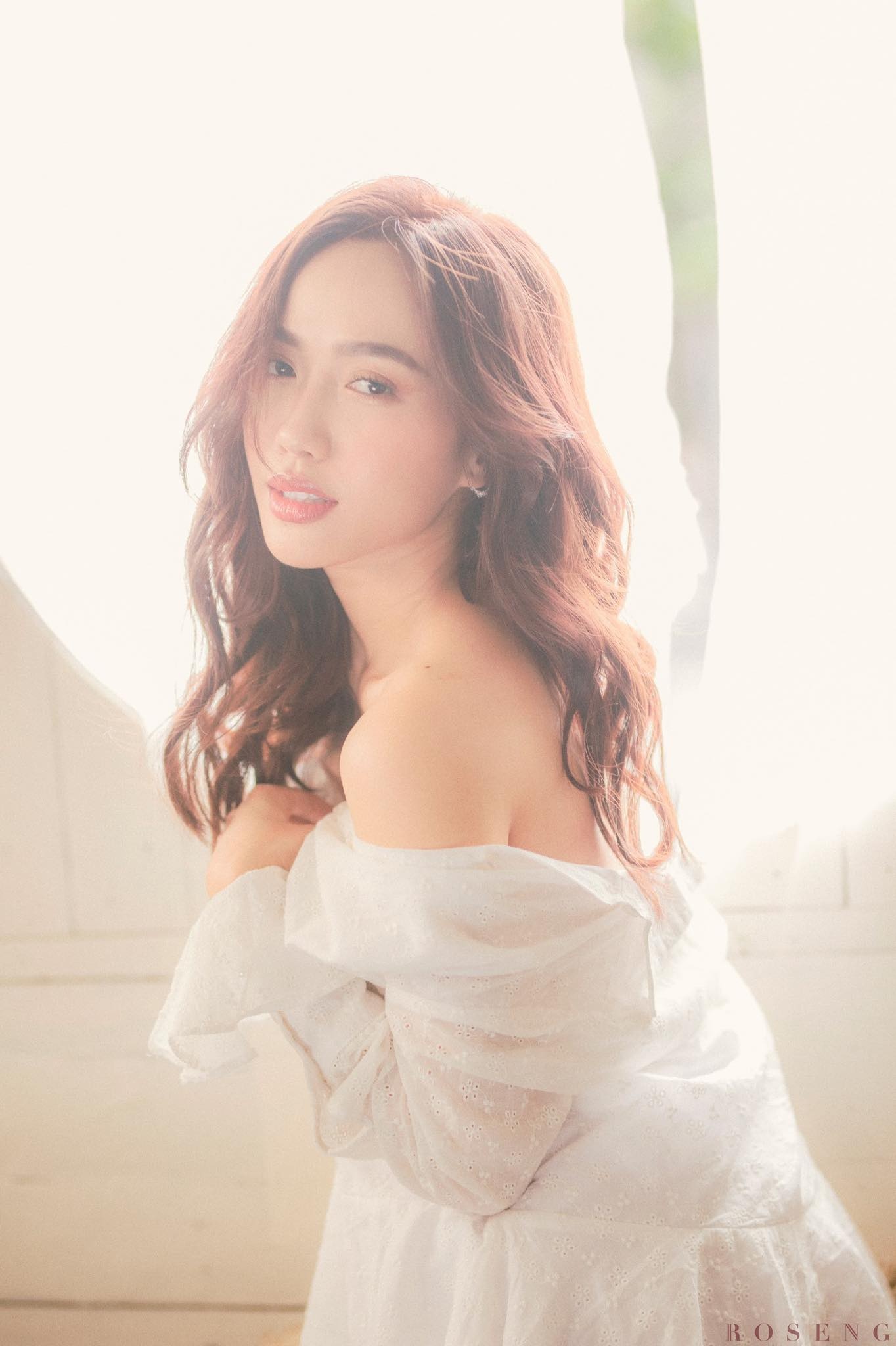 Dieu Nhi ngay cang sexy anh 9