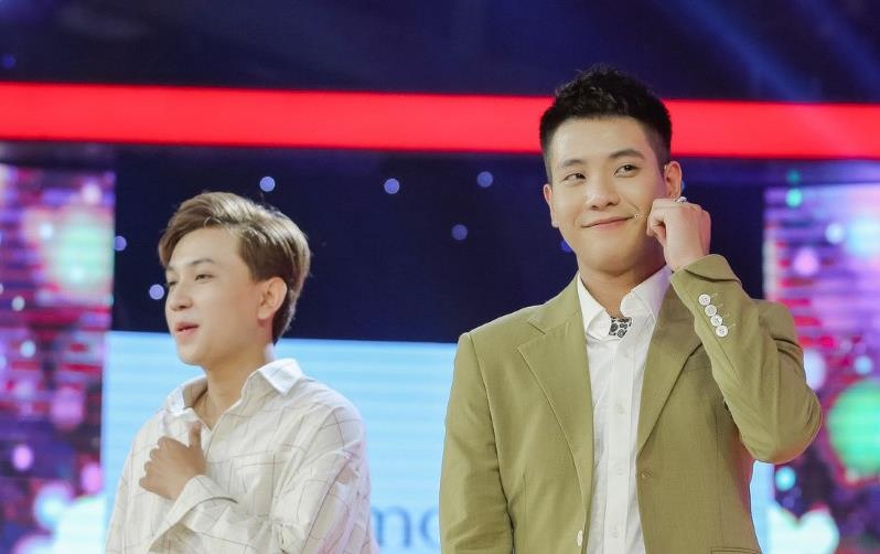 Dan khach moi treu choc nghe danh cua Quan A.P hinh anh