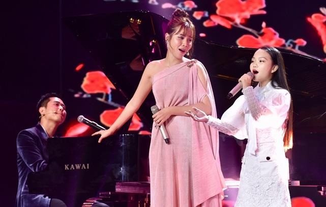 Ba lan Ho Hoai Anh, Luu Huong Giang tao nen quan quan The Voice Kids hinh anh