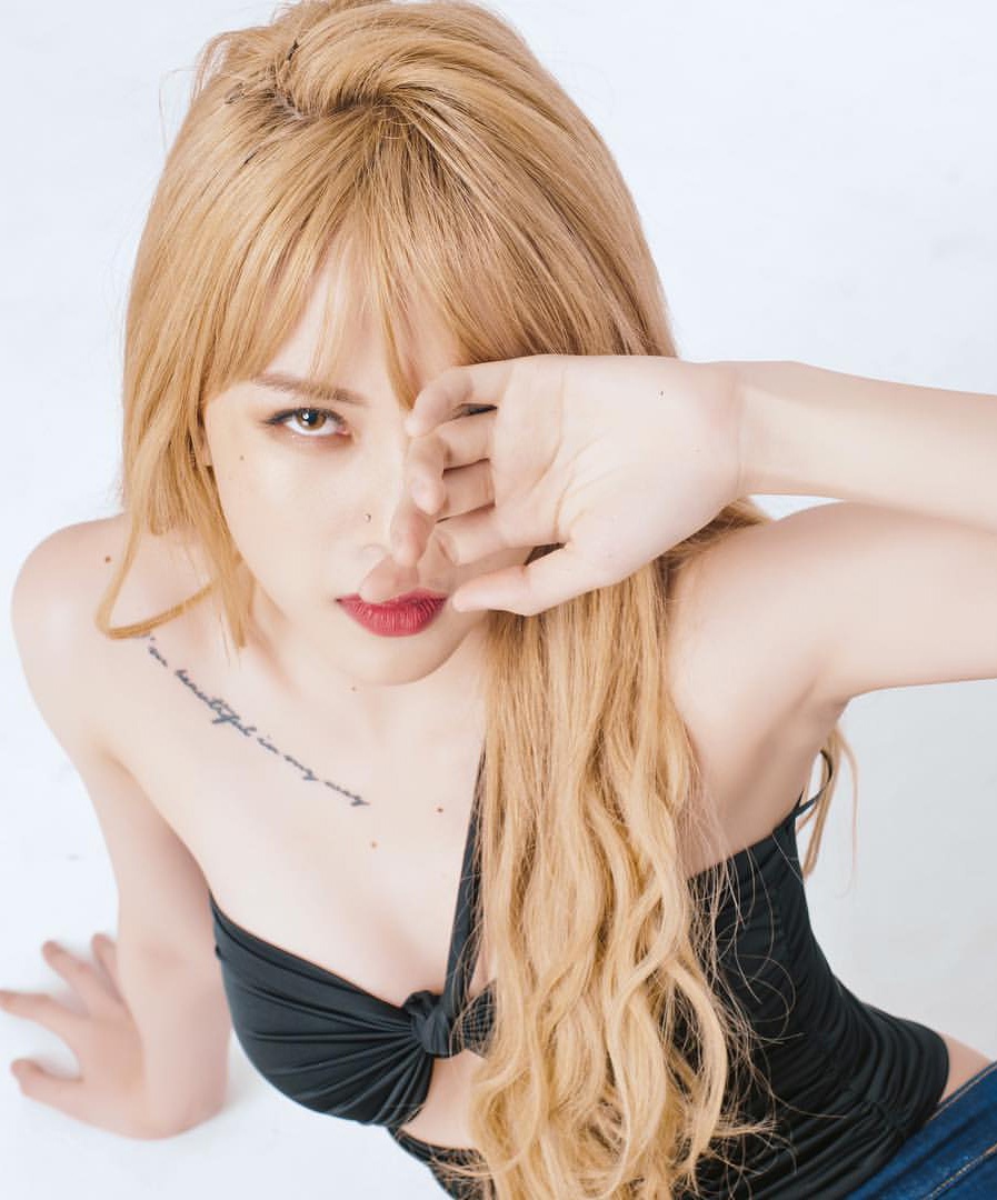 Thieu Bao Tram sexy anh 11