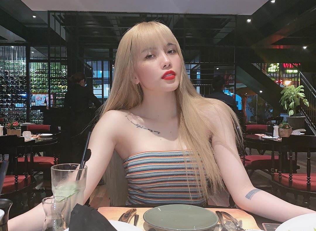 Thieu Bao Tram sexy anh 10