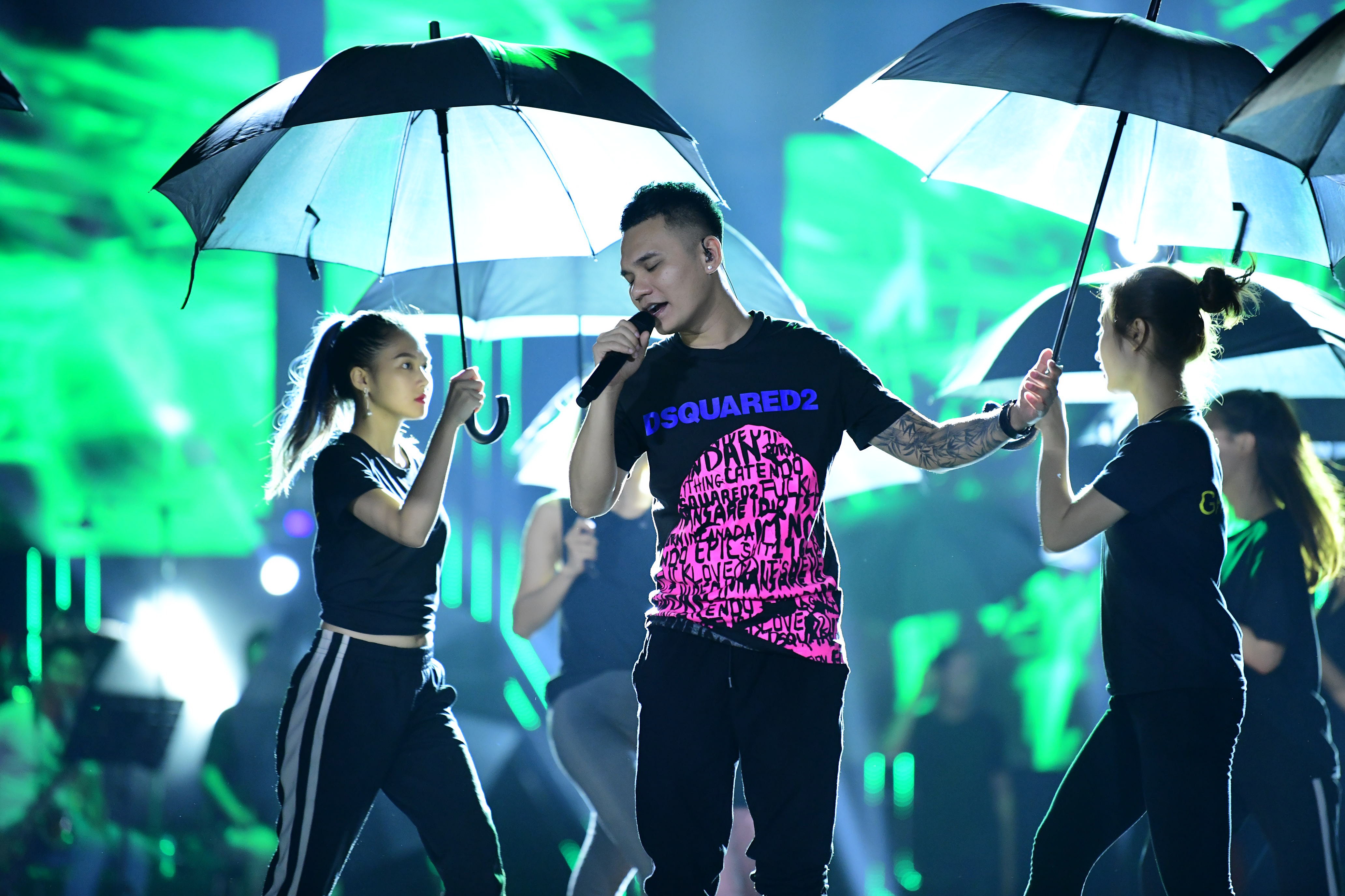 liveshow Khac Viet anh 6