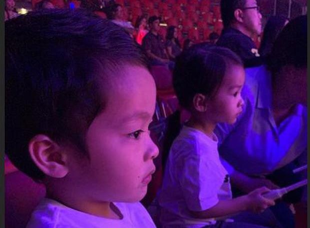 Tang Thanh Ha dang anh can mat con trai trong ngay sinh nhat hinh anh