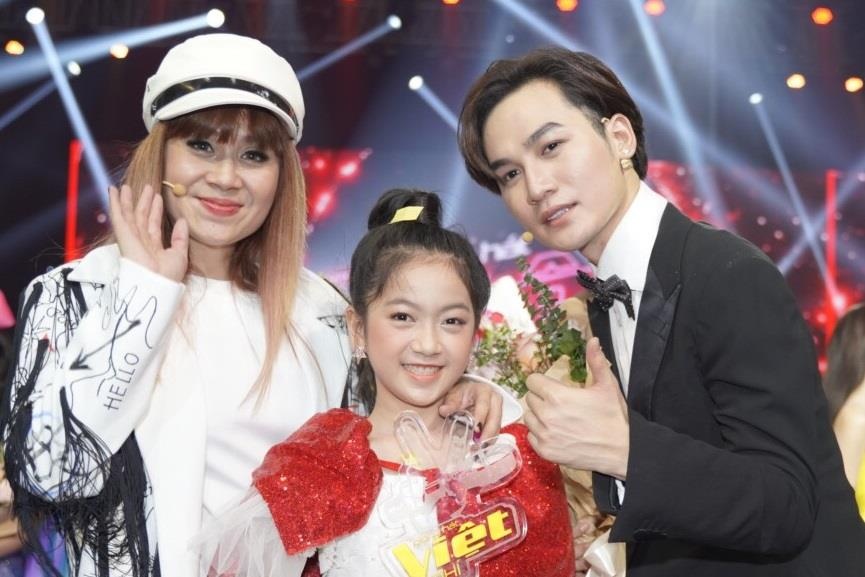Luu Thien Huong noi ve sai sot tren song truc tiep cua Nguyen Khang hinh anh