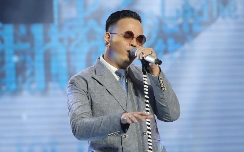 Ca si Dung Ha tuyen bo giai nghe vi tuyet vong, tri nho suy giam hinh anh