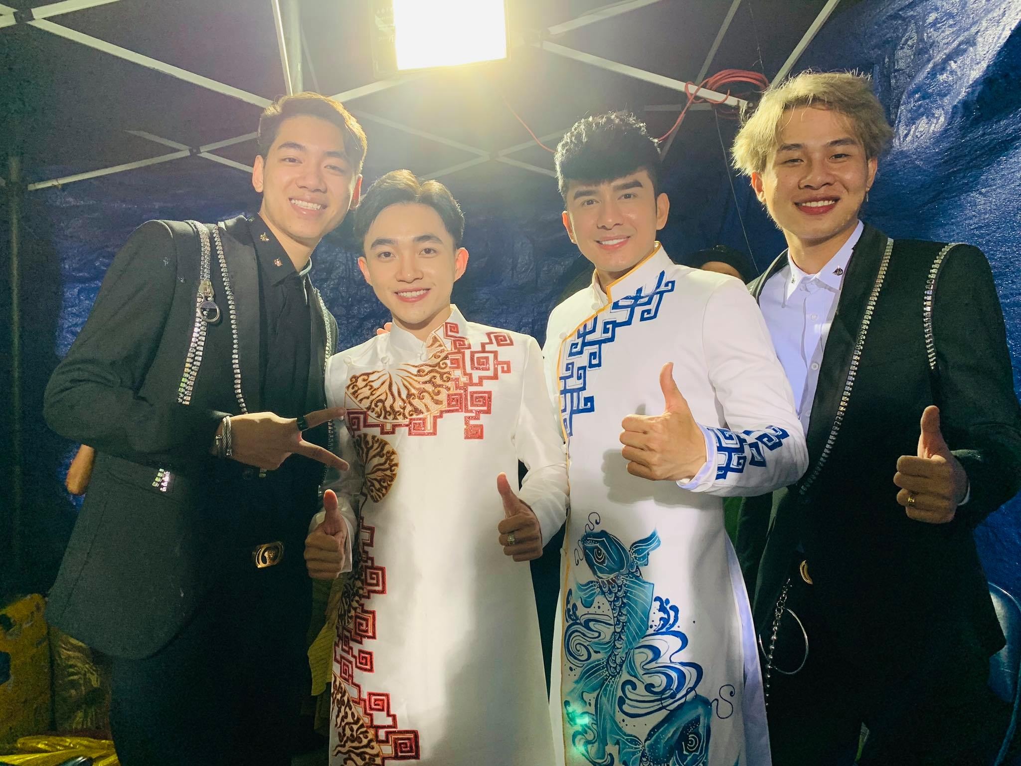 dan truong chup anh cung Den vau,  Jack anh 3