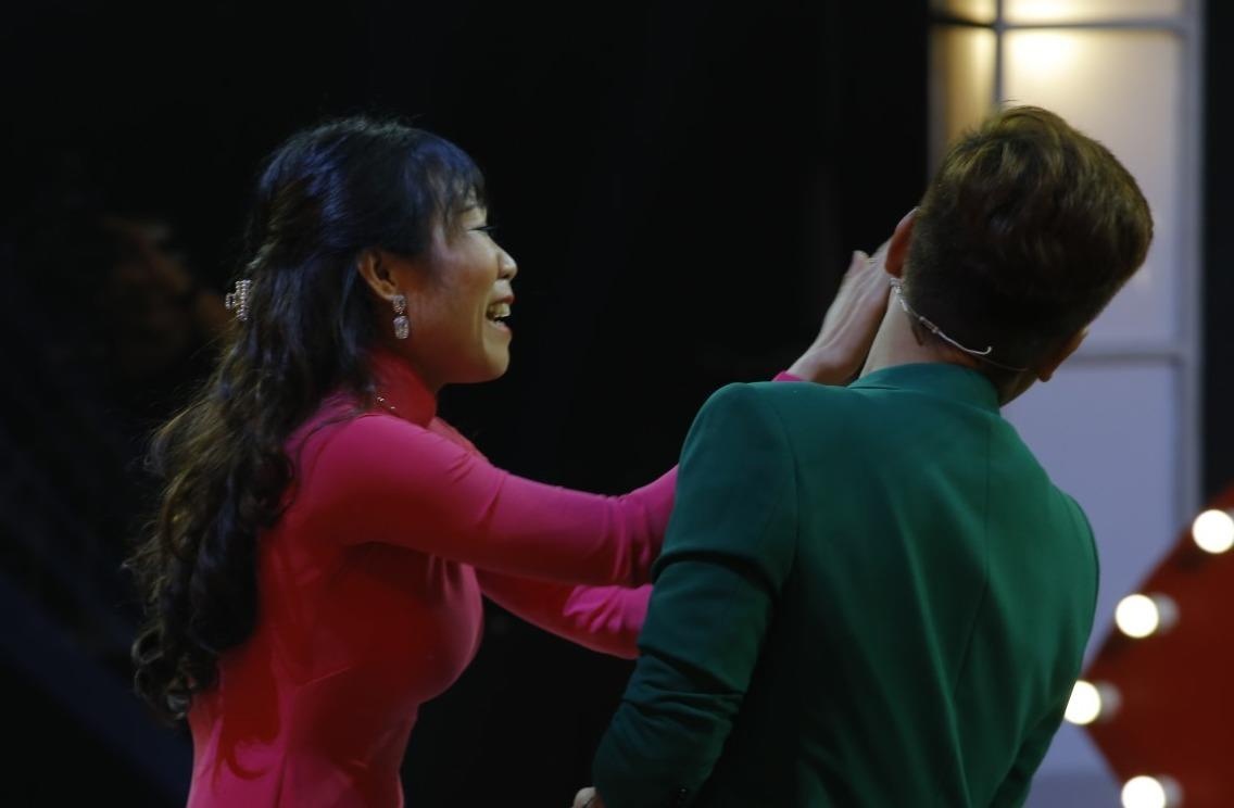 Sau Tran Thanh, Truong Giang bi tat lien tuc o Thach thuc danh hai hinh anh