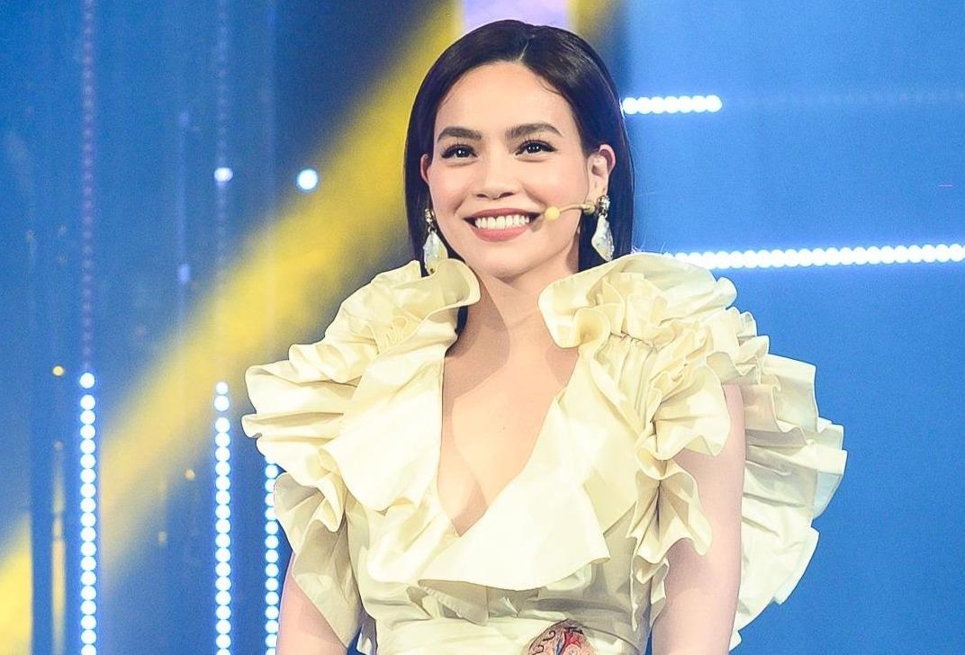 Nhat Thuy hat gia giong Ho Ngoc Ha, thang tap dau Guong mat than quen hinh anh