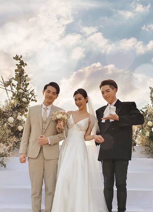 Le cuoi dong nhi ong cao thang anh 8