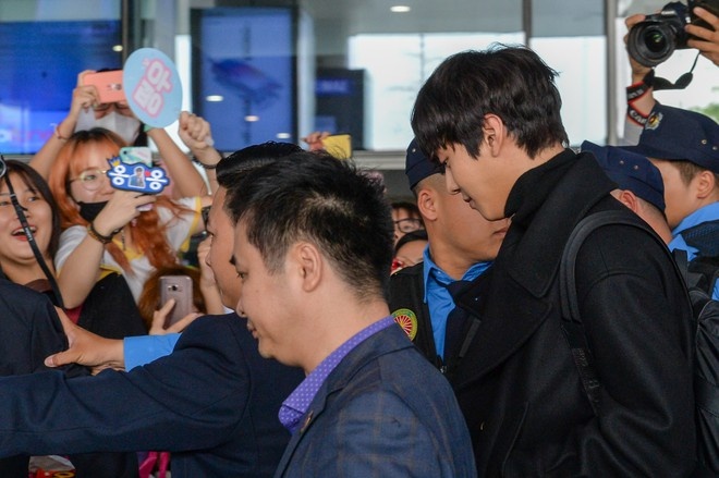 Ahn Hyo Seop ăn bún bò ảnh 10 Ahn Hyo Seop an bun bo anh 10