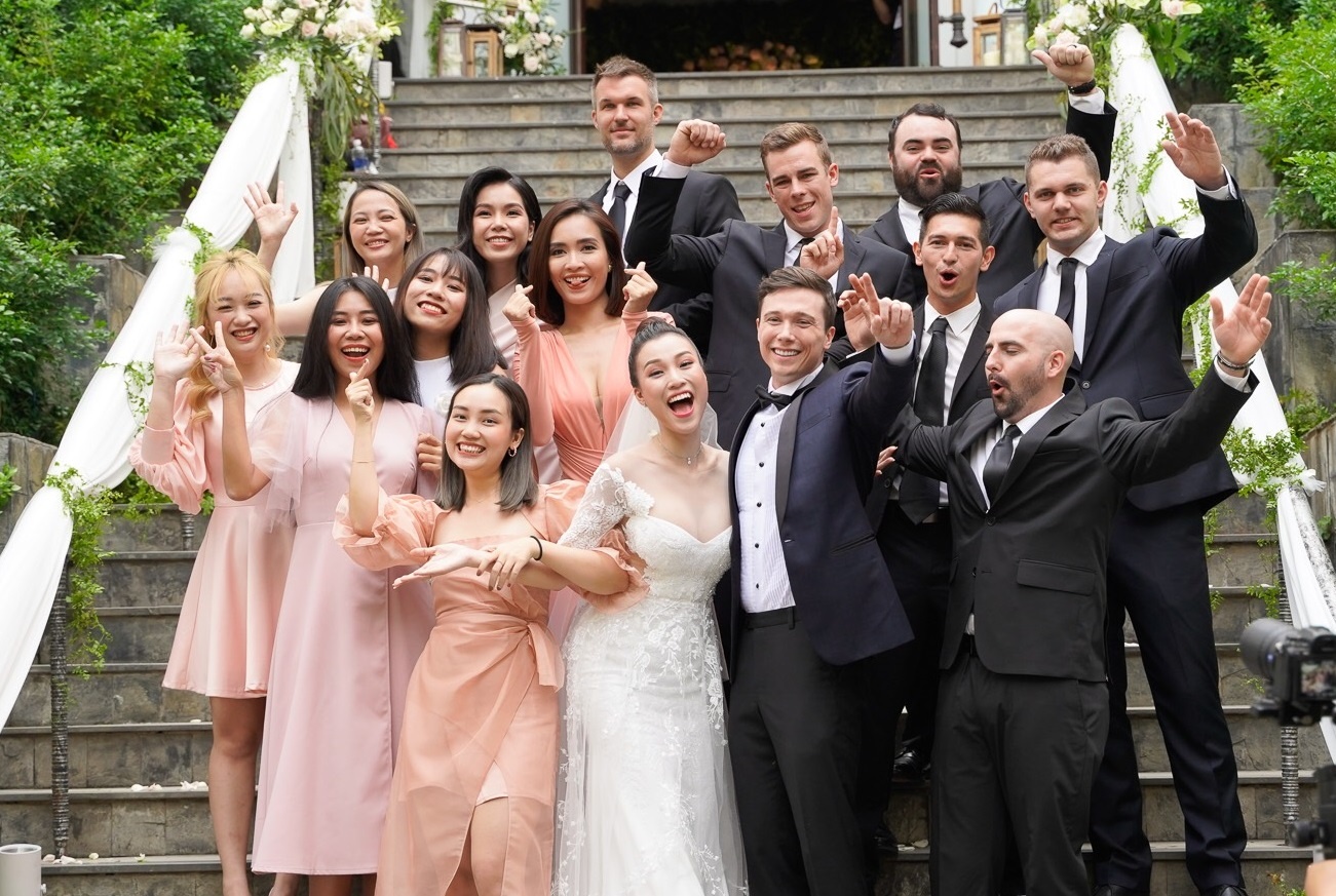 le cuoi hoang oanh va chong tay anh 4