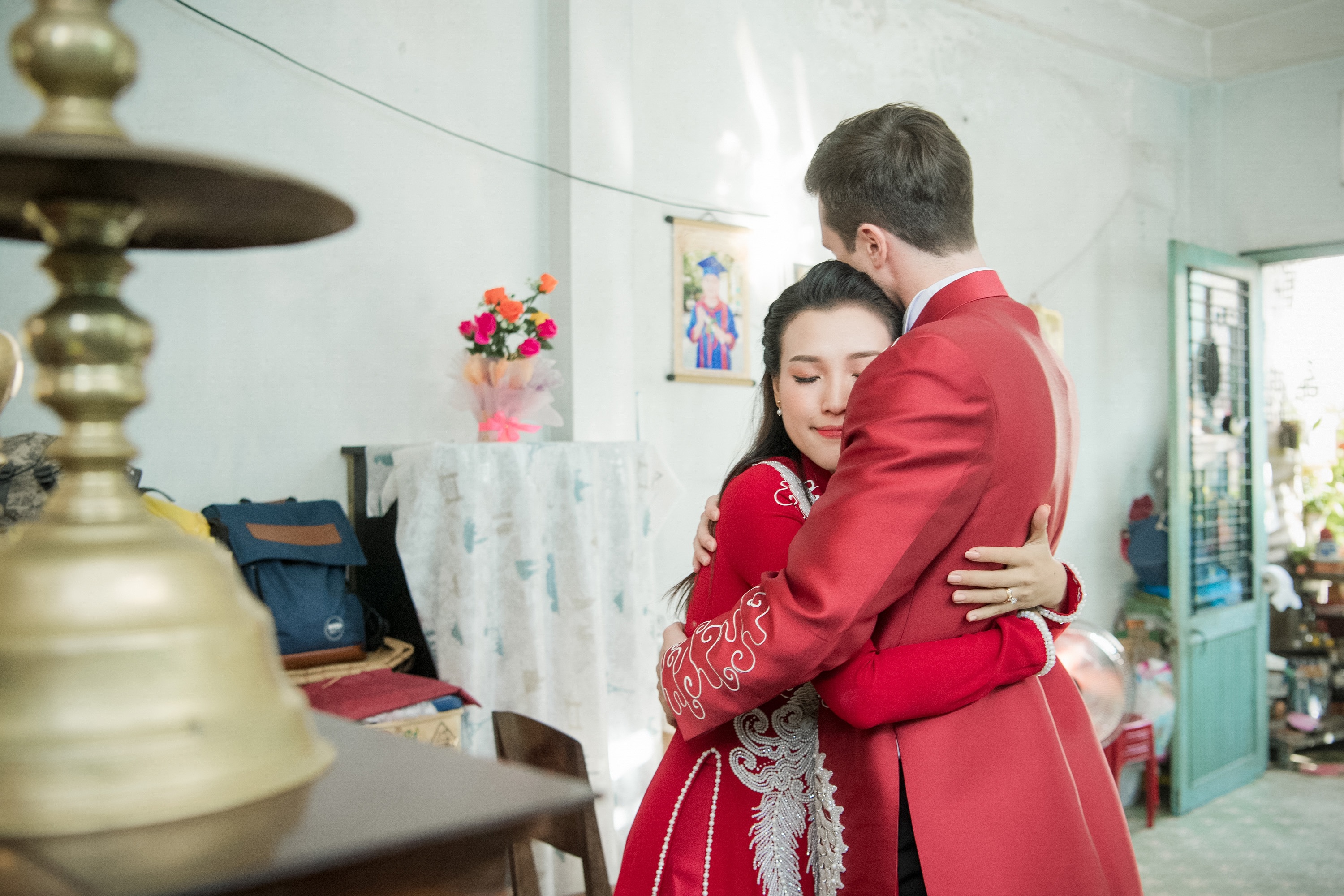 le cuoi hoang oanh va chong tay anh 23