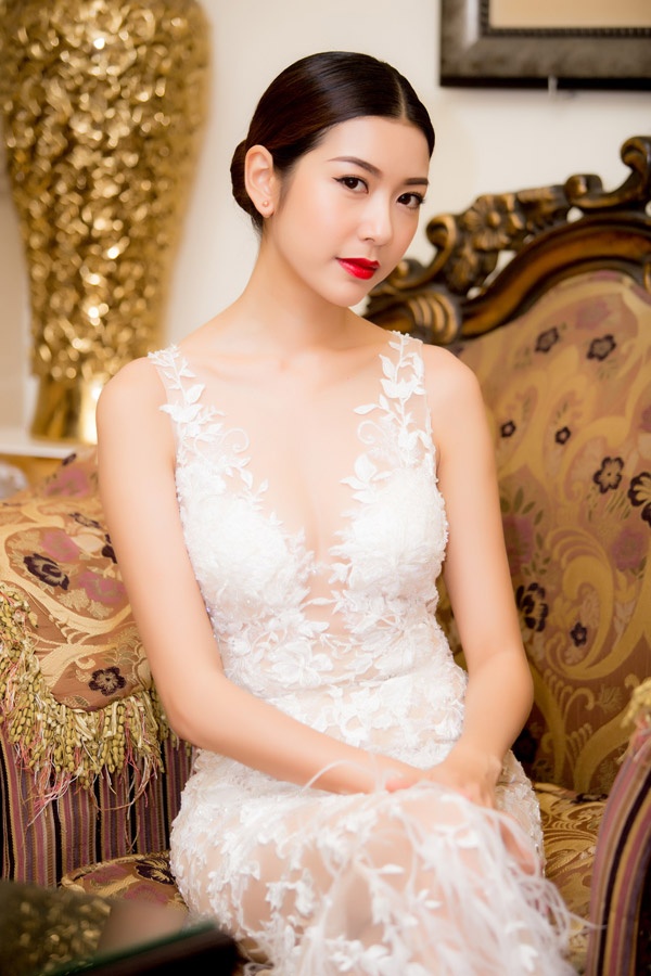 A hau Thuy Van anh 2