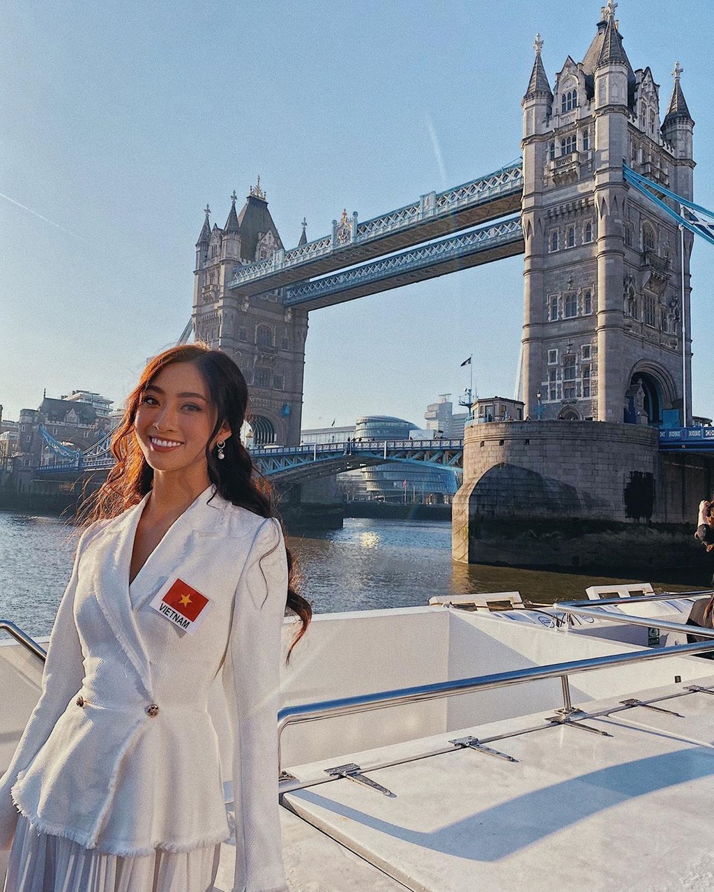 Luong Thuy Linh Hoa hau the gioi anh 6