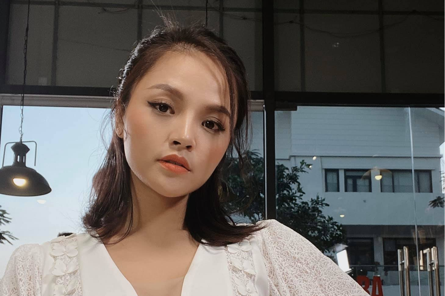 Thu Quynh phu nhan co video nong hinh anh