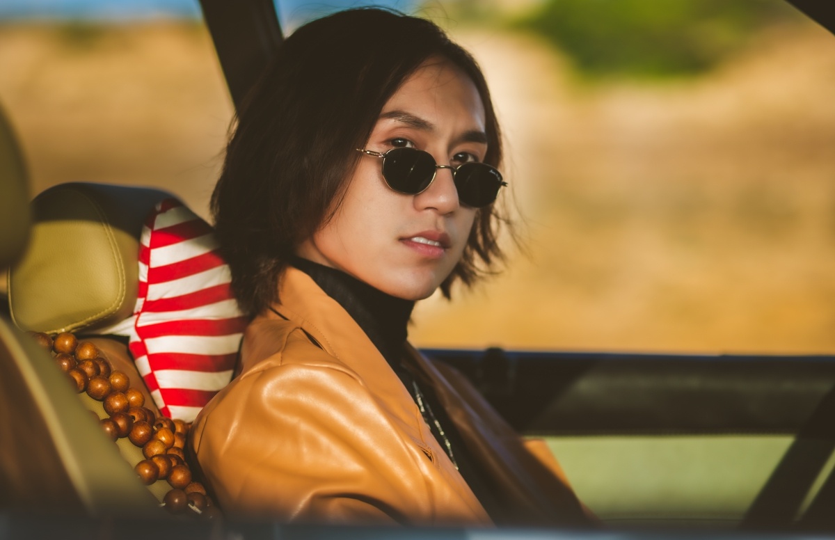 Lynk Lee lot xac anh 4