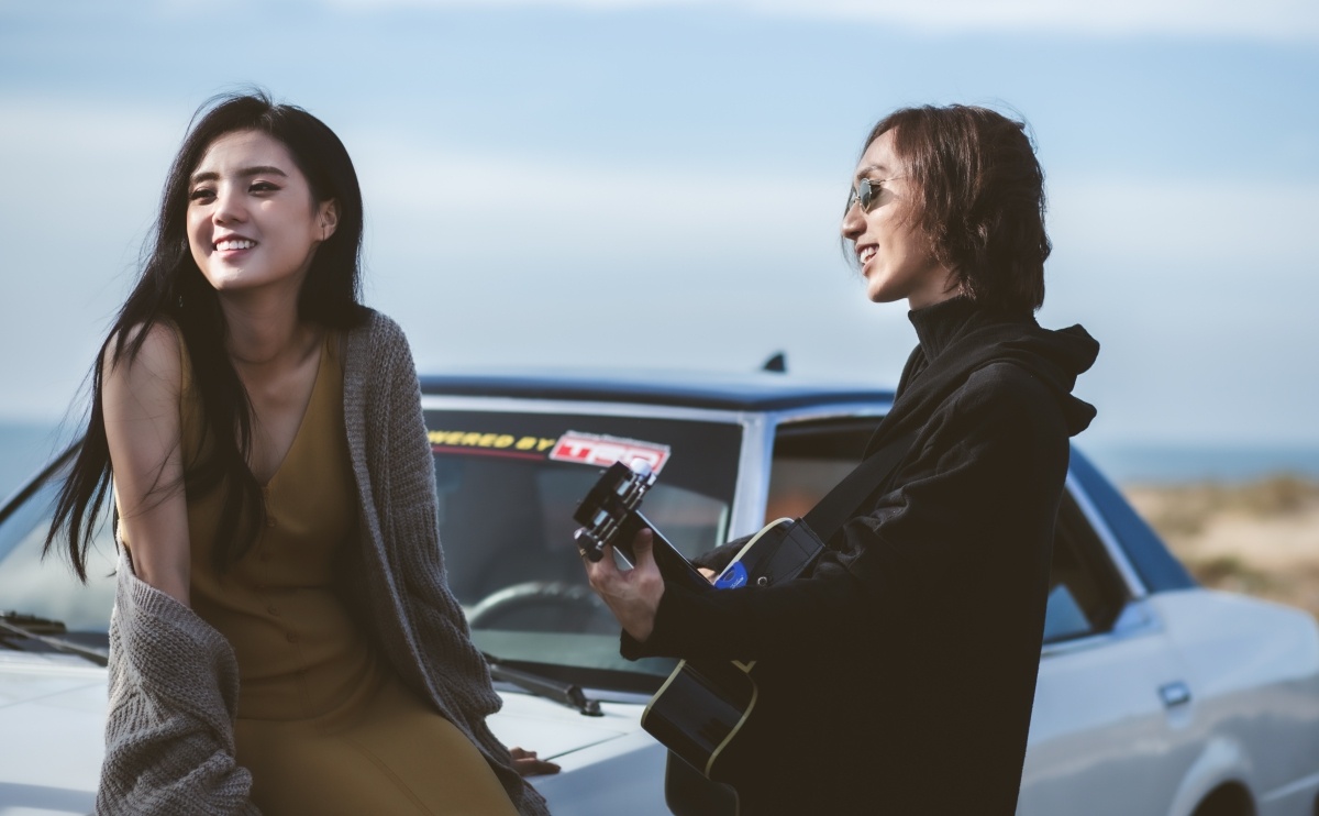 Lynk Lee lot xac anh 3