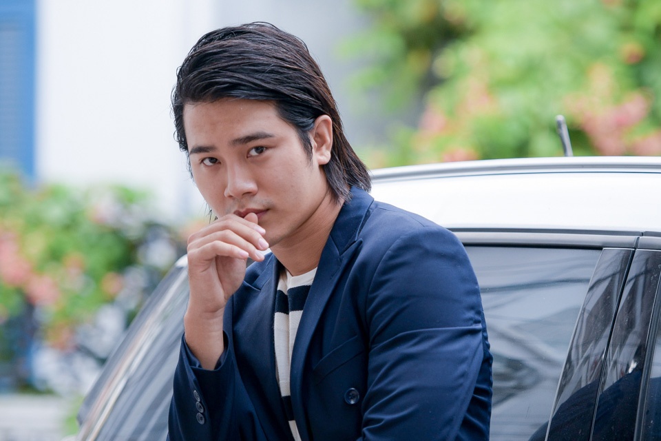 Dung 'Mat biec' van di chup hinh, quay quang cao de kiem them thu nhap hinh anh