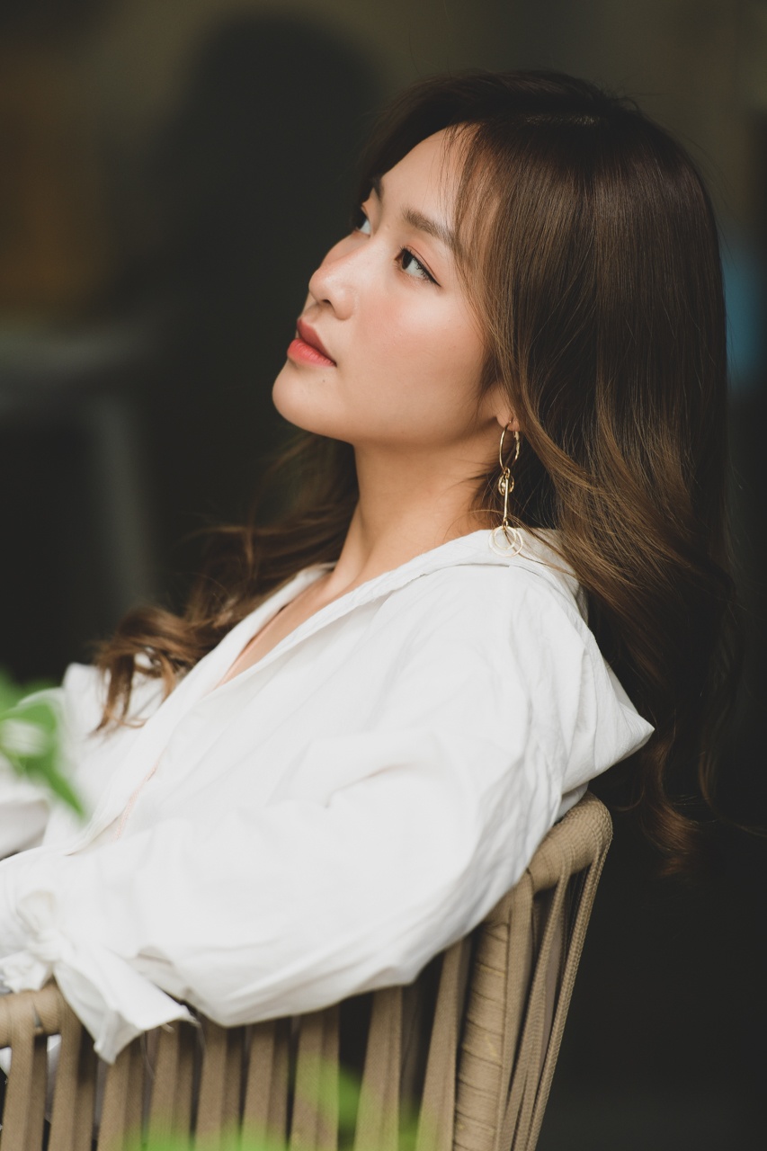 Khả Ngân đi hát ảnh 4 Kha Ngan di hat anh 4