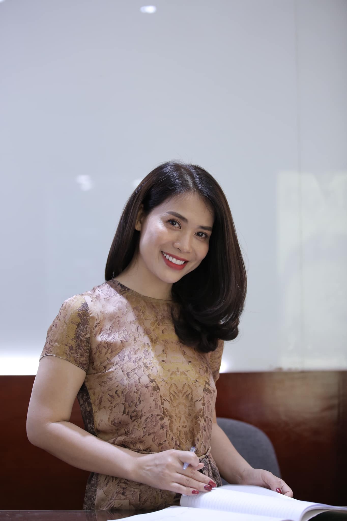 Chi trung ly hon ngoc huyen anh 10