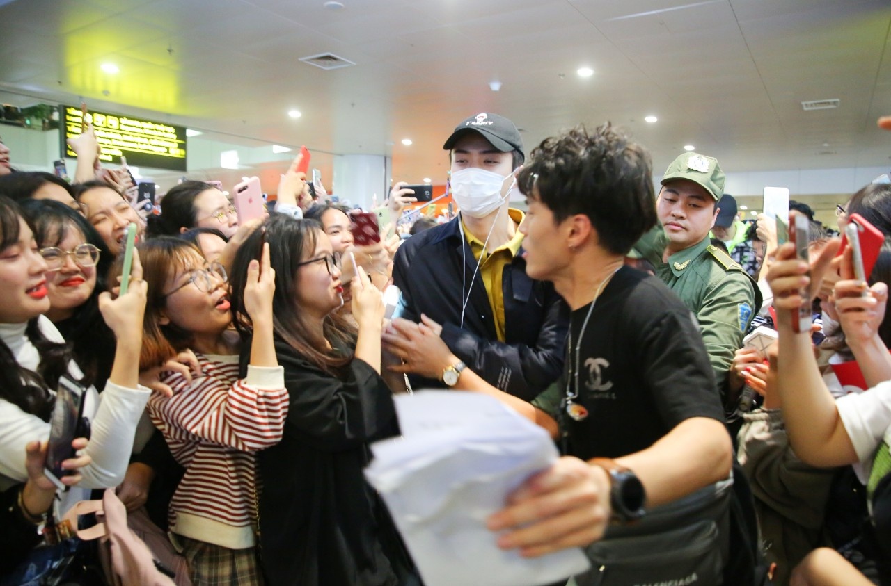 EXO den viet nam anh 3