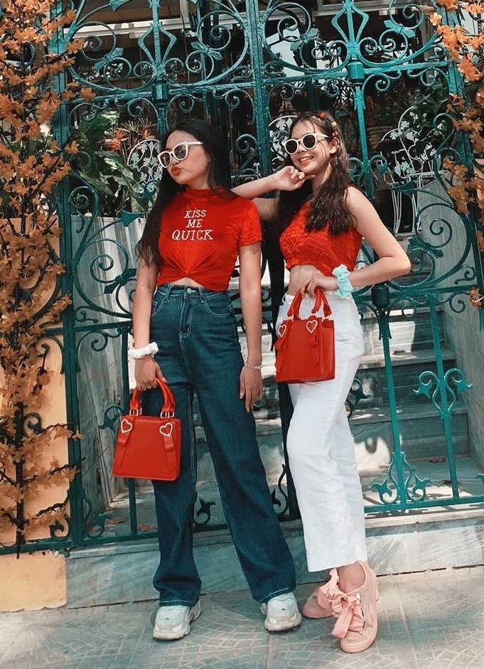 Phuong My Chi choi tet canh ty anh 4