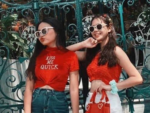 Phuong My Chi mac crop top ho eo di choi Tet hinh anh