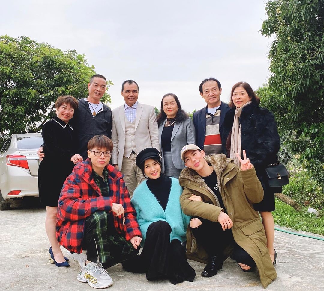 Sao viet mung 5 tet anh 1