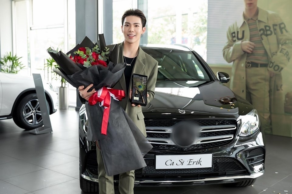 Hoa Minzy mua nha tang me anh 8