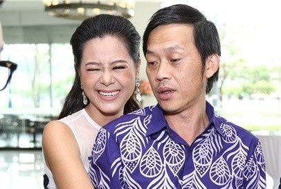 Nam Thu mac ao ho eo toi nha tho To cua Hoai Linh hinh anh