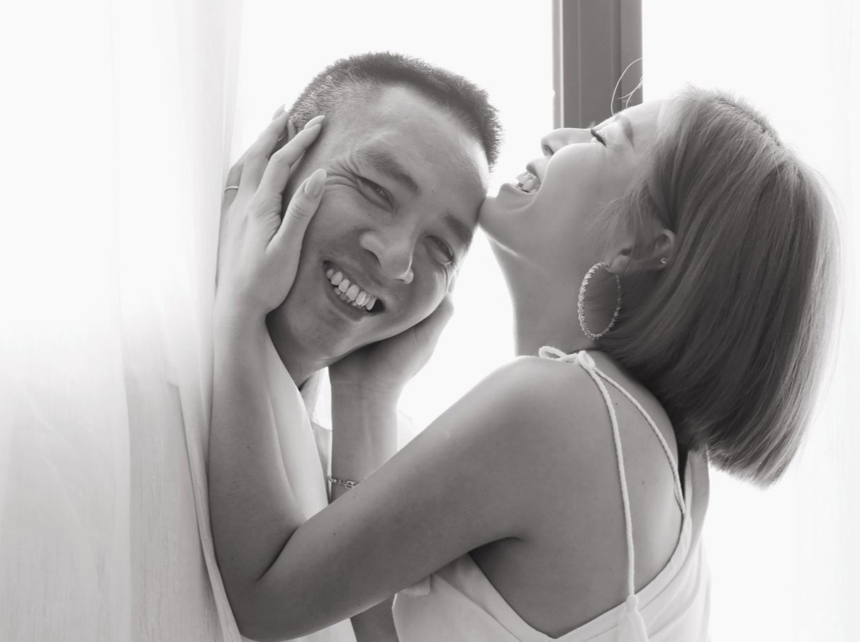 MC Chung toi la chien si dan mat phu nu tha thinh chong hinh anh