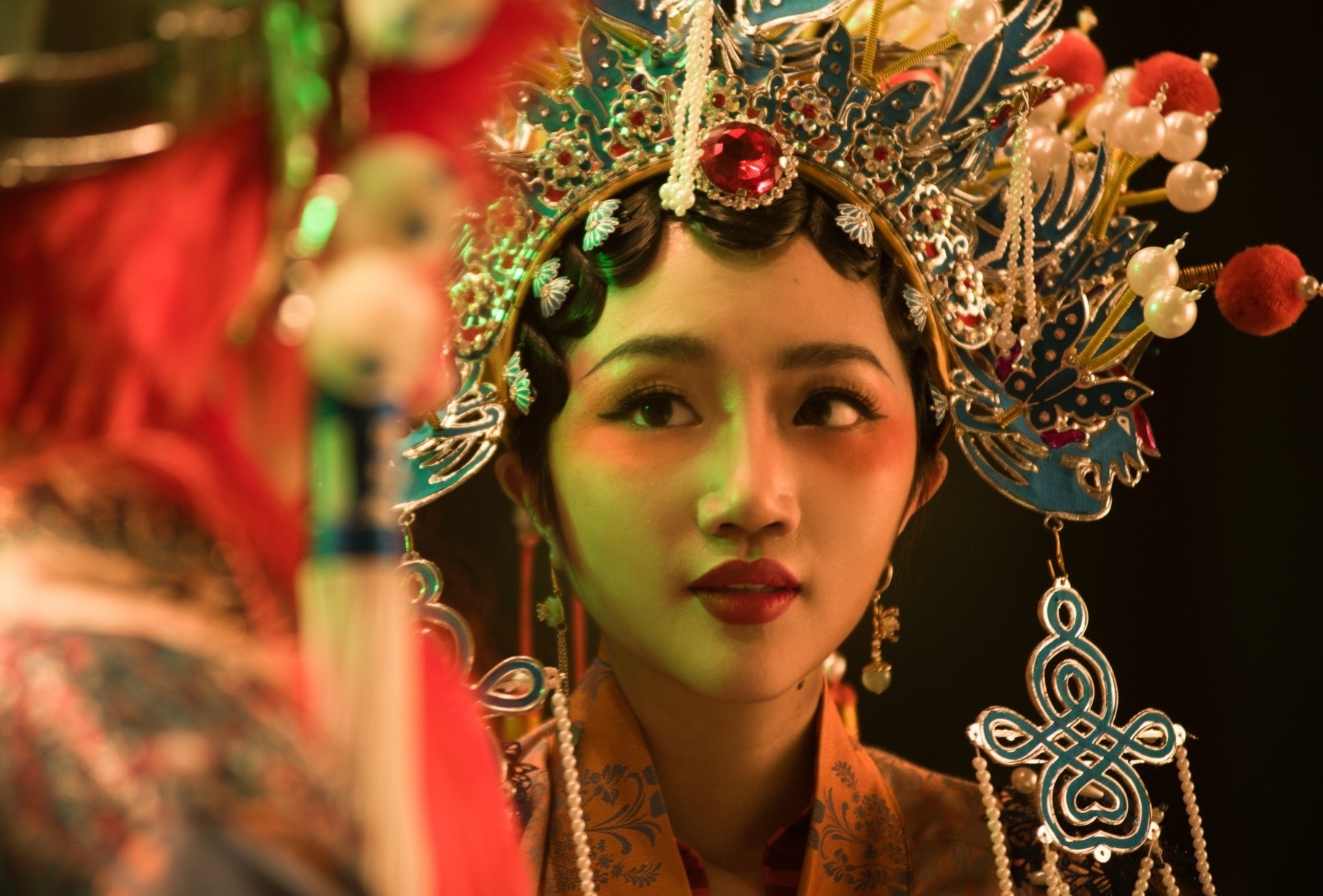 Orange 'Nguoi la oi' tro lai hinh anh