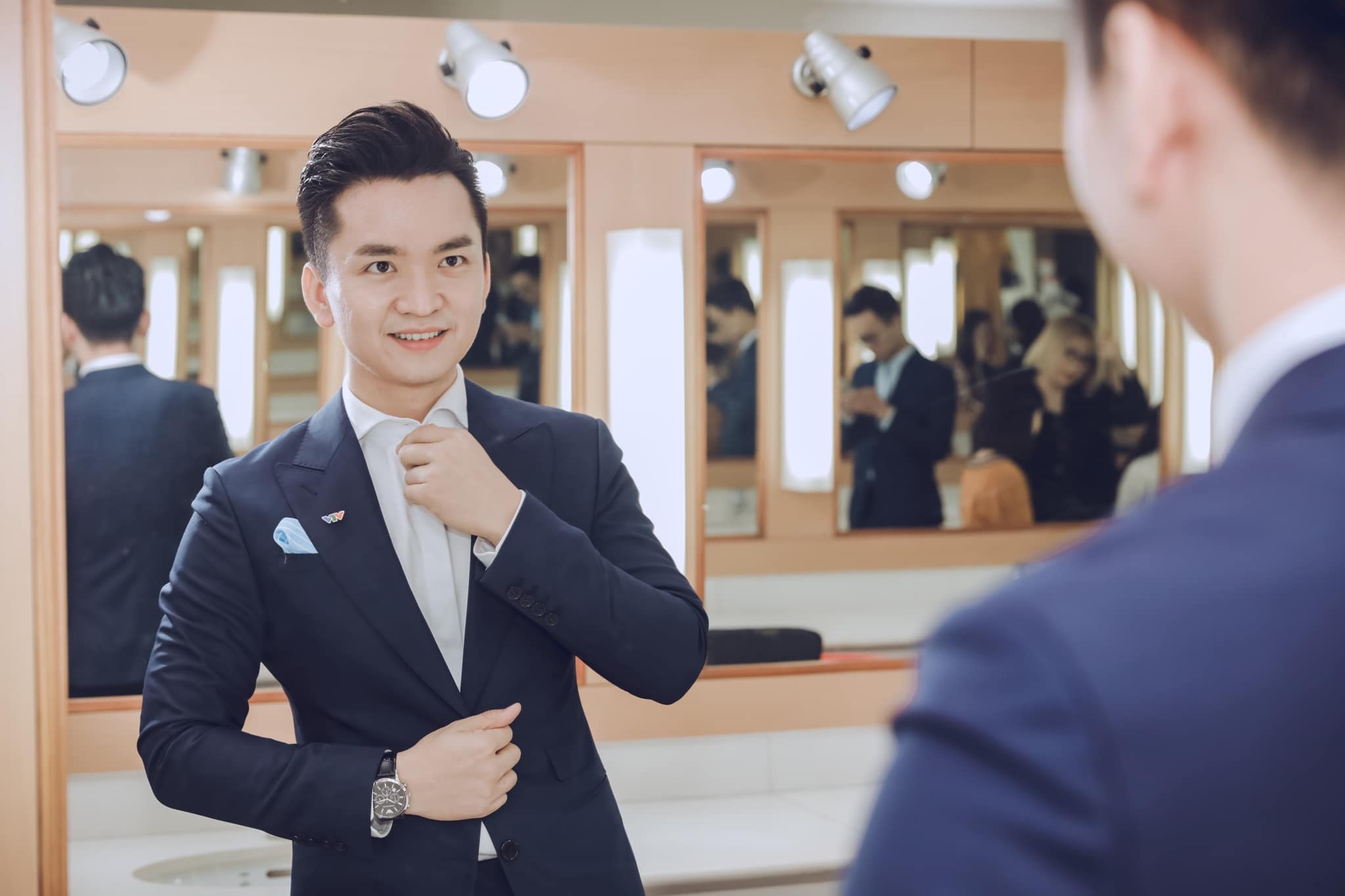 MC Hanh Phuc ket hon anh 2