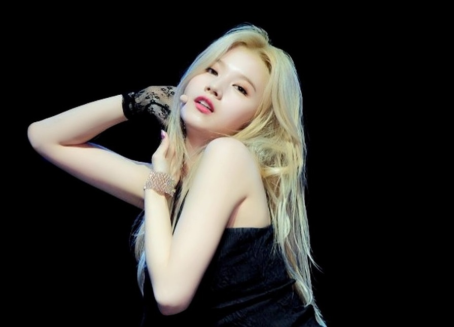 Covid-19 dang huy hoai nganh cong nghiep Kpop the nao? hinh anh