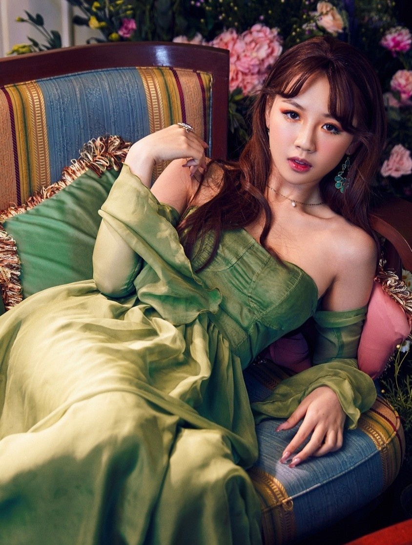 AMEE MV Sao anh chưa
về nhà ảnh 1 AMEE MV Sao anh chua
ve nha anh 1