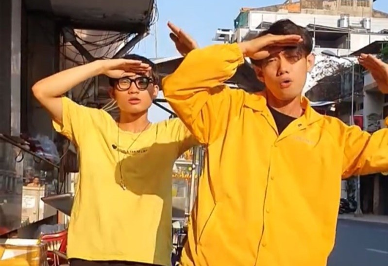 Chang trai 10X cung Quang Dang sang tao vu dao 'Ghen Co Vy' hinh anh