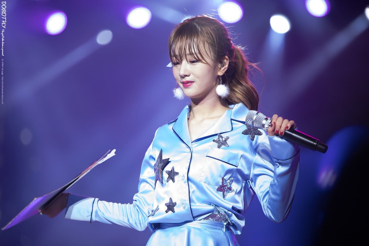 Shin Se Kyung bi quay len anh 14